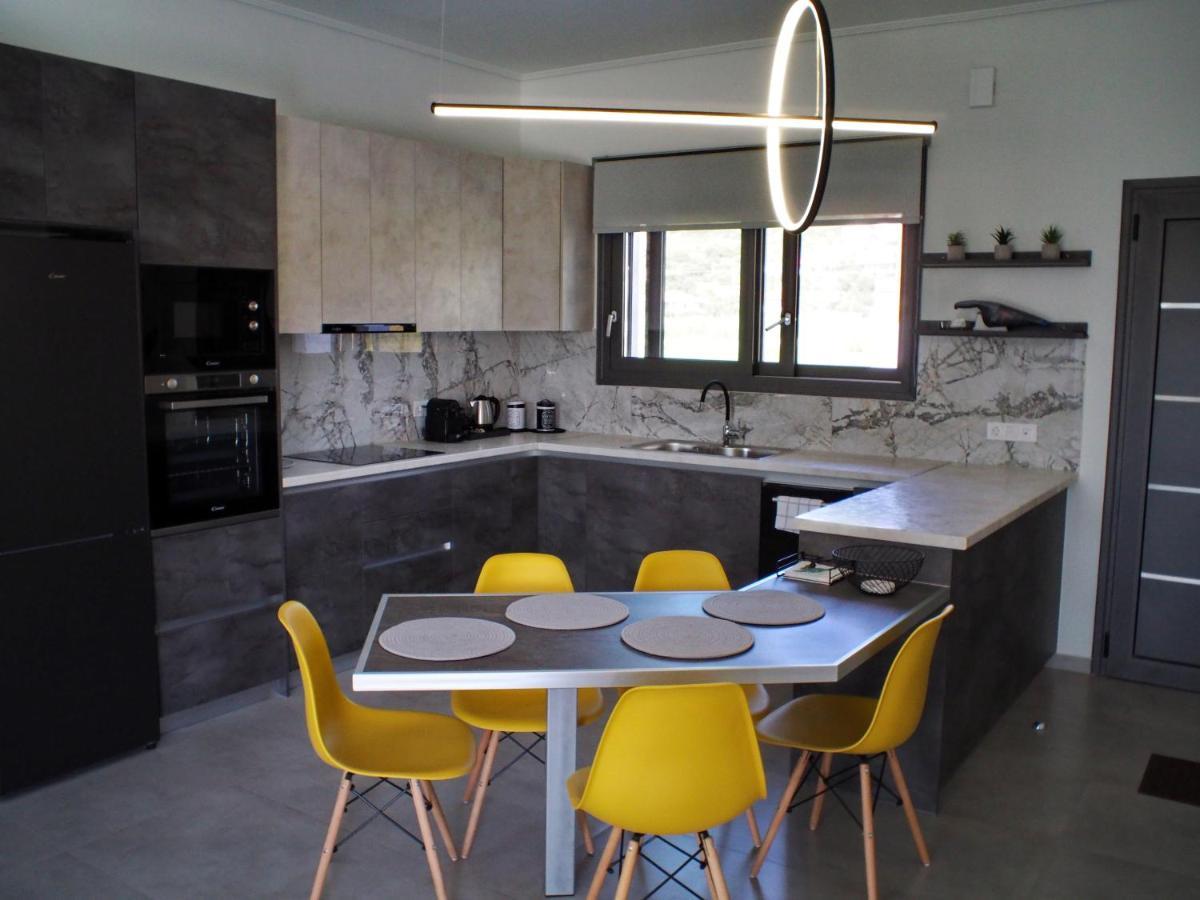 Nostos Luxury Villas With Private Pool In Nafpaktos Extérieur photo