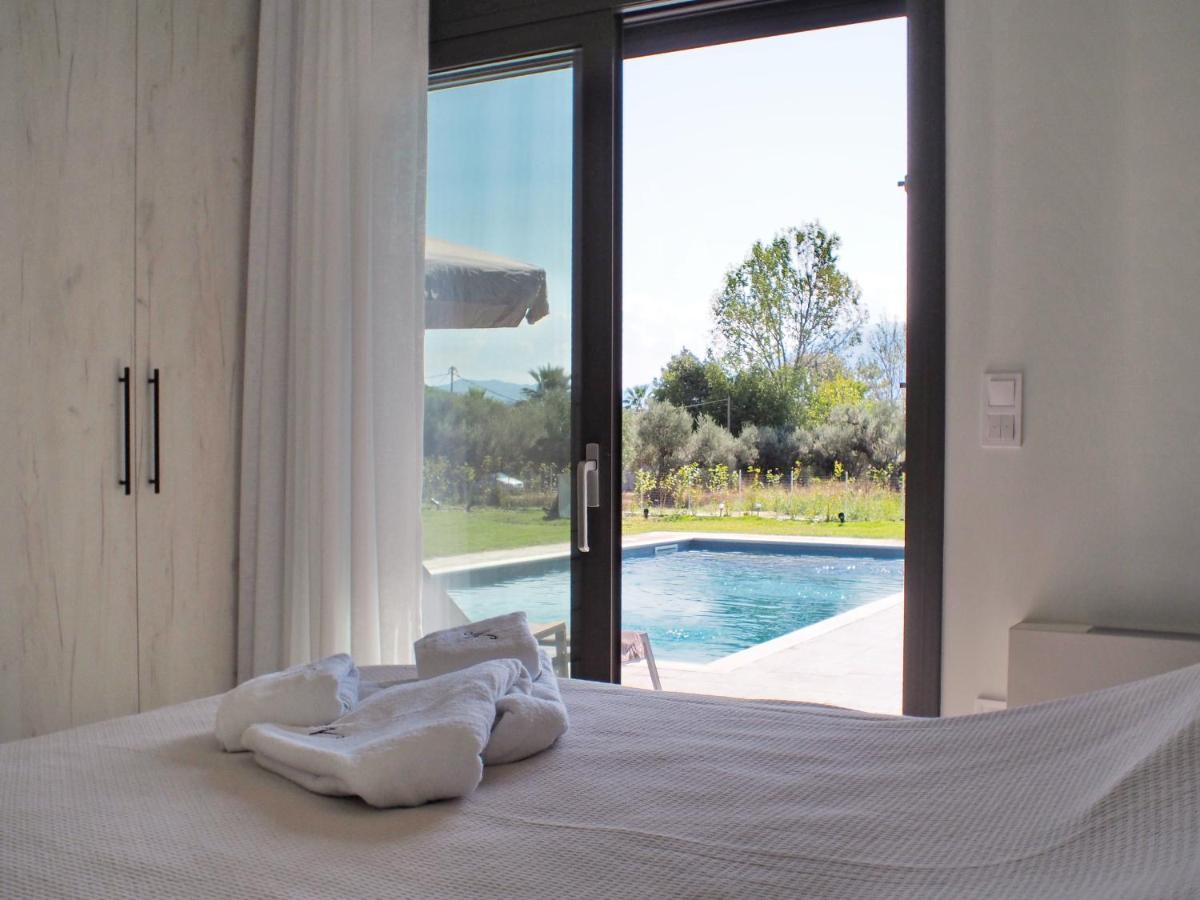 Nostos Luxury Villas With Private Pool In Nafpaktos Extérieur photo