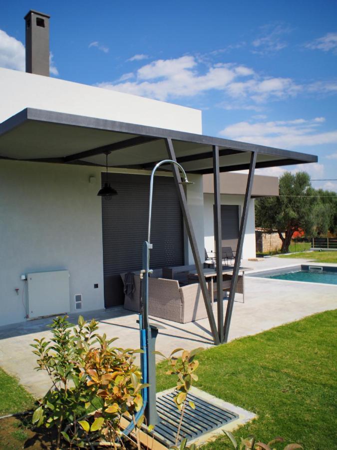 Nostos Luxury Villas With Private Pool In Nafpaktos Extérieur photo