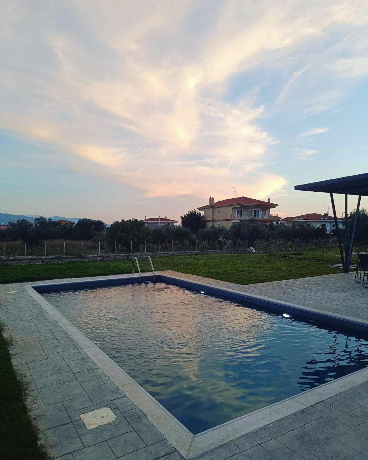 Nostos Luxury Villas With Private Pool In Nafpaktos Extérieur photo