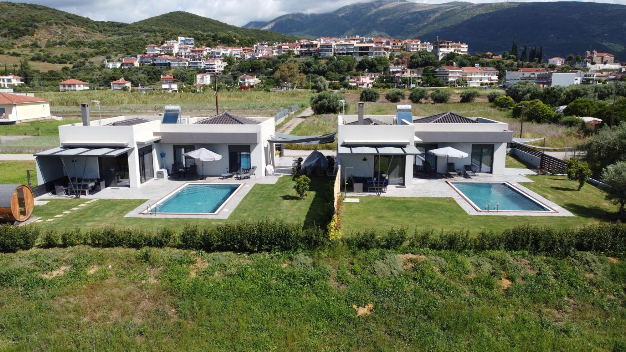 Nostos Luxury Villas With Private Pool In Nafpaktos Extérieur photo